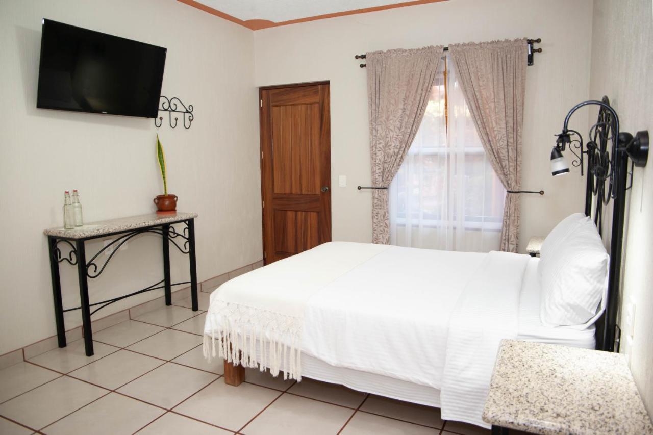 Encanto De La Sierra Hotel มาสโกตา ภายนอก รูปภาพ