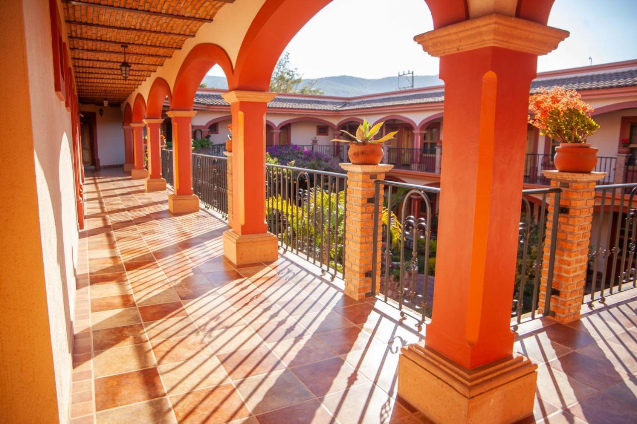 Encanto De La Sierra Hotel มาสโกตา ภายนอก รูปภาพ